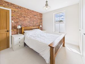 Bedroom- click for photo gallery